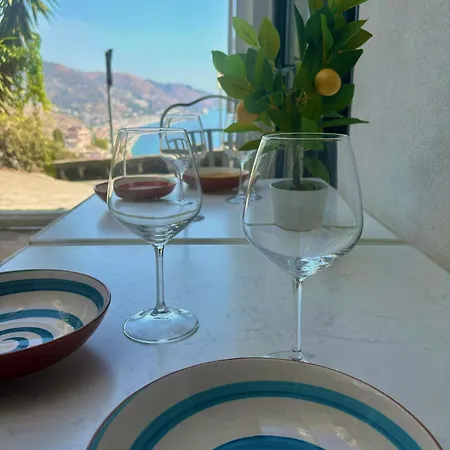 Court View Suites Taormina Buitenkant foto