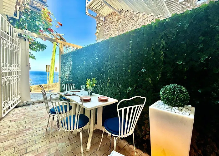 Court View Suites Taormina